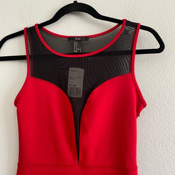 NWT XXI Red Dress Sz Small - Picture 2 of 5